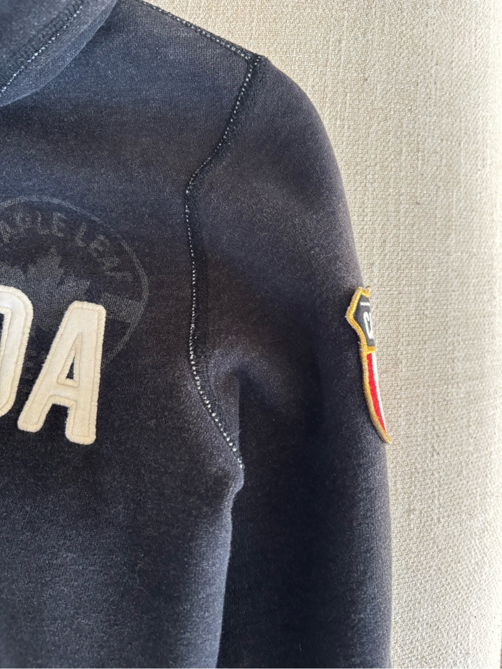 Roots Canada Maple Leaf Forever Zip Hoodie Size Small Unisex - Picture 4 of 15